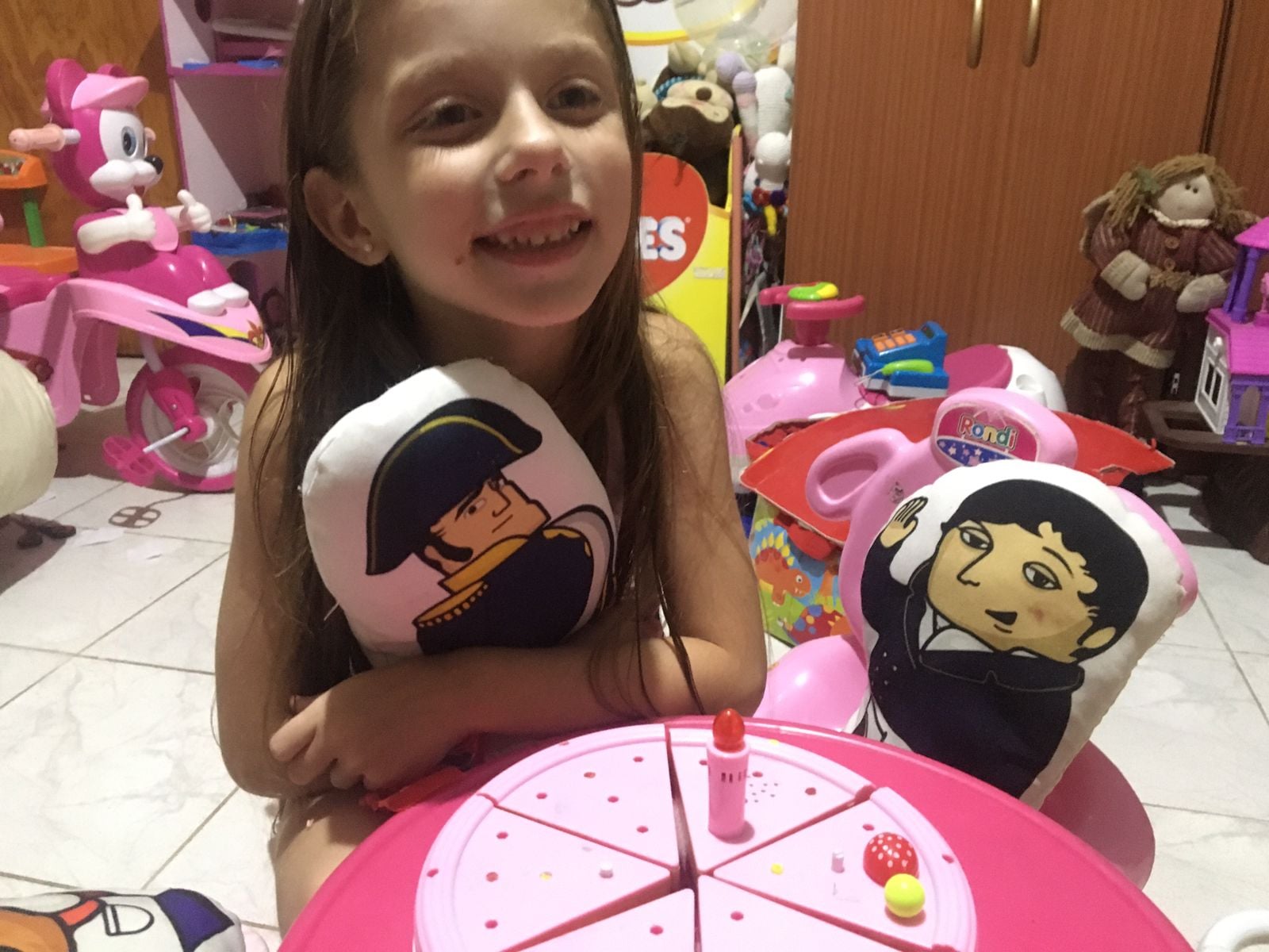 Lucía Dignani de 6 años celebró el cumpleaños de San Martín
